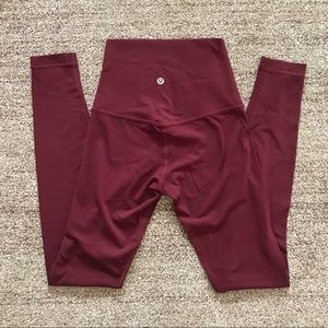 NWOT Lululemon Align SHR 28” 2